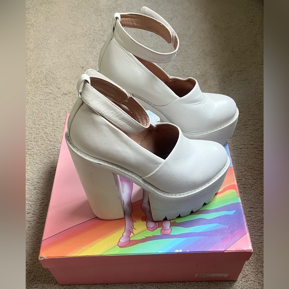Jeffrey Campbell Scully’s 🌸 *discontinued*